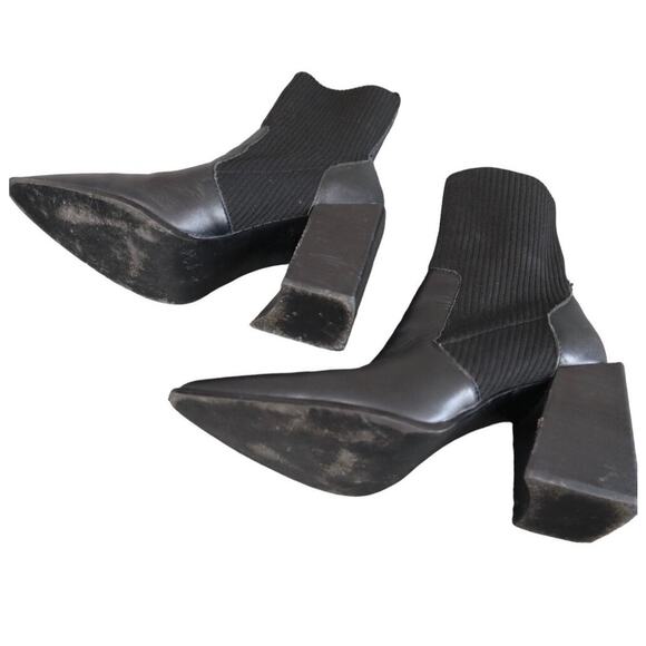 Steve Madden Black Leather Pointed Toe Tackle Ankle Boots Size 9 - Picture 8 of 14